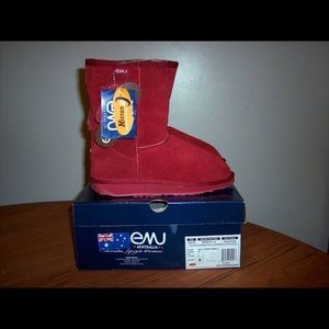 New EMU Australia Women’s “Bronte Lo” Boots